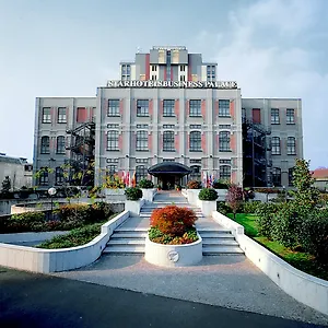 4* 酒店 星际商务宫殿酒店